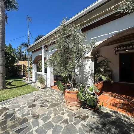 Andaluza Jacuzzi Piscina Palmeras Nerja