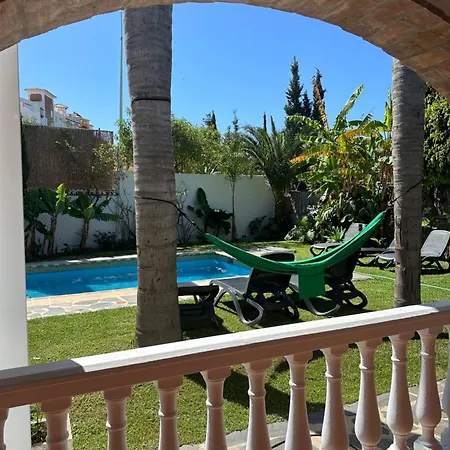 Andaluza Jacuzzi Piscina Palmeras * Nerja